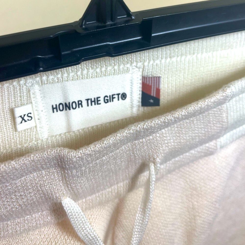 Honor the gift knit lounge shorts letter H monogram cream color size XS - Picture 9 of 11